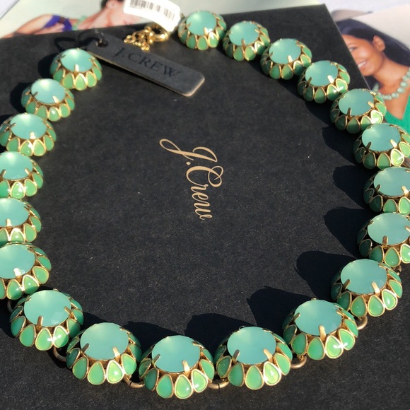 J. Crew Jewelry - 💐🍀J. Crew Statement Crystal Cupcake Necklace🍀